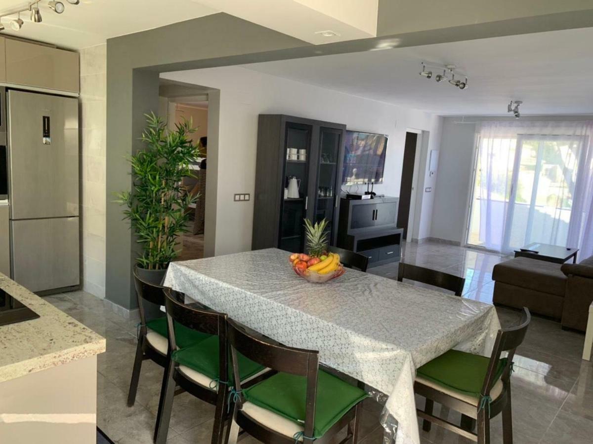 Villa Bahia Calpe Bagian luar foto